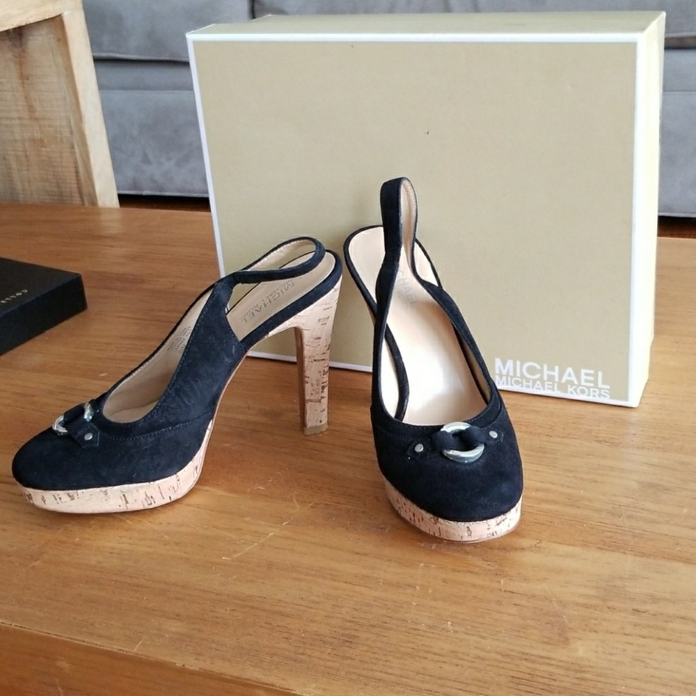Michael Kors Woodstock sling